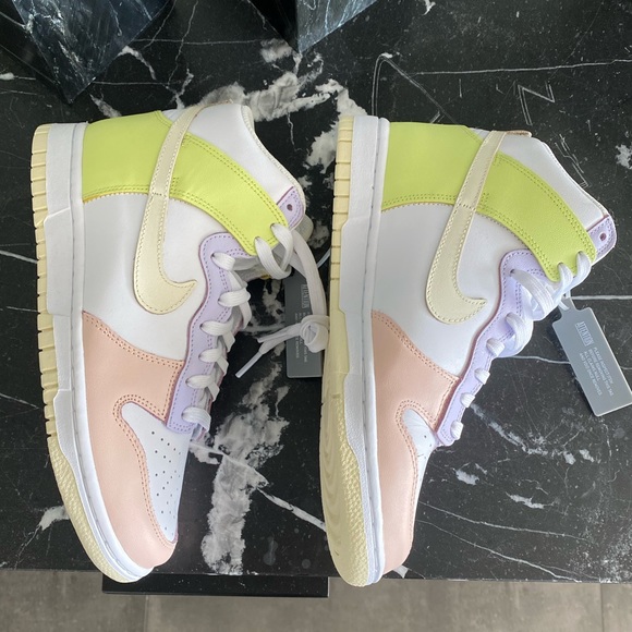 Nike High Top Dunk “Lemon Twist” size 8 Womens - Picture 6 of 8